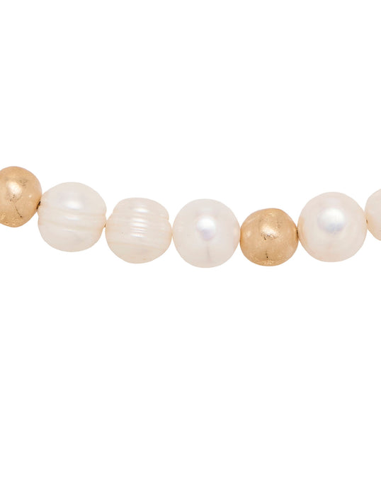 PEARL STATEMENT NECKLACE