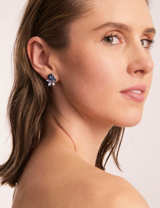 DELICATE SPOT COLOUR EARRING